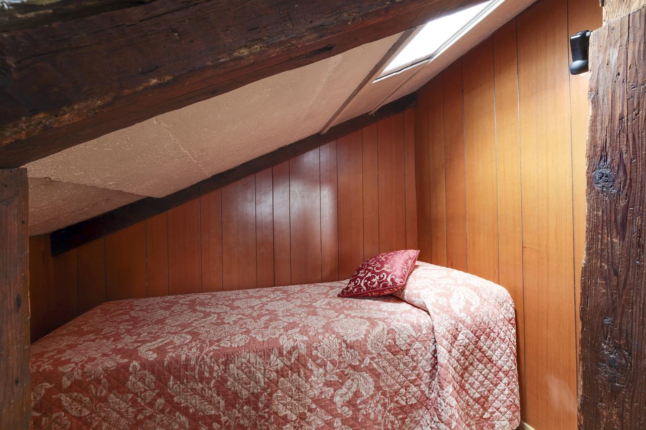 Ca' Badoer Attic Apartment Venice Exterior photo
